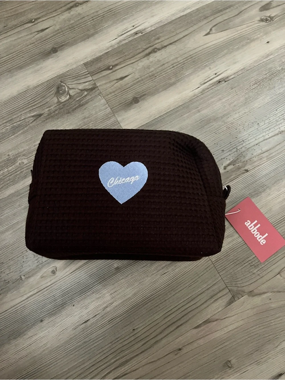 Abbode Chicago Heart Quilted Black Cosmetic Pouch